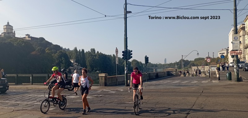 Le dimanche à Turin, c'est jour de trotinage ..