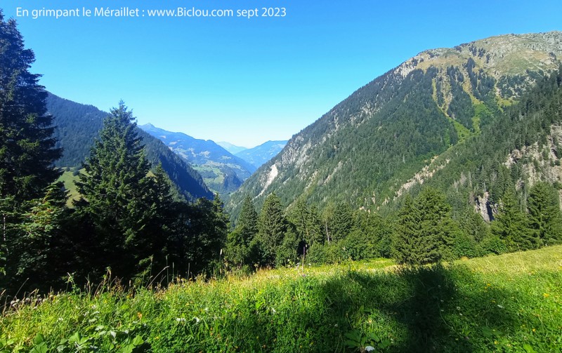 En grimpant au Méraillet (Savoie)