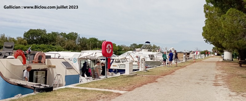 Port fluvial de Gallician (ViaRhôna et canal du Rhône à Sète)