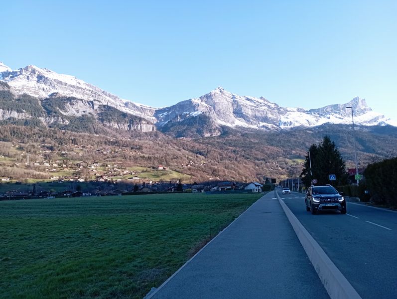 Du Fayet à Chedde : Mont Joly, Mont d'Arbois en toile de fond ?