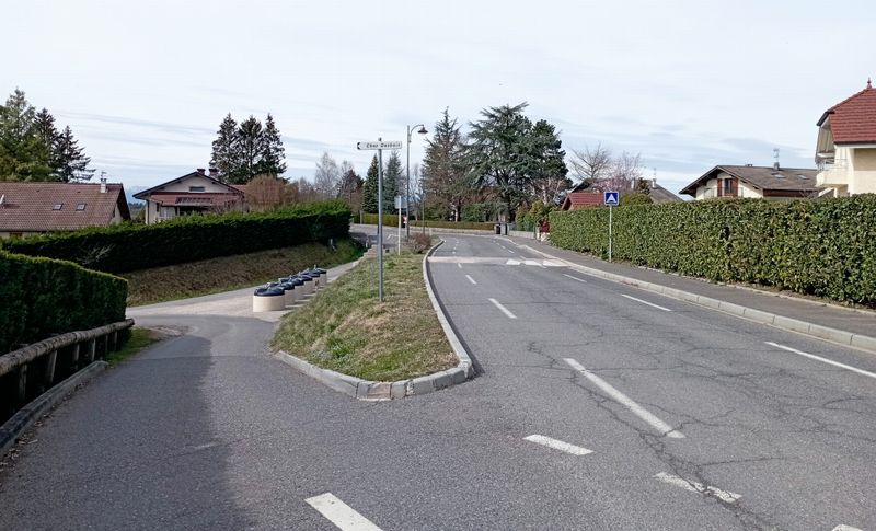 Loex ; fin Balisage V 61 (2023) : Ici suivre à gauche