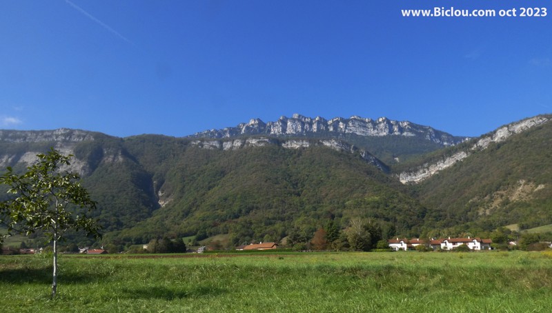 Les sommets dentelés de la Chartreuse