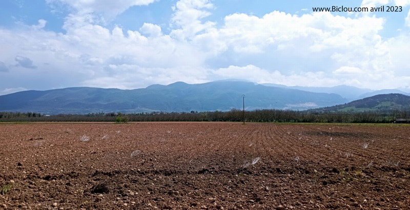 Le Vercors vu des plaines de l'Isère