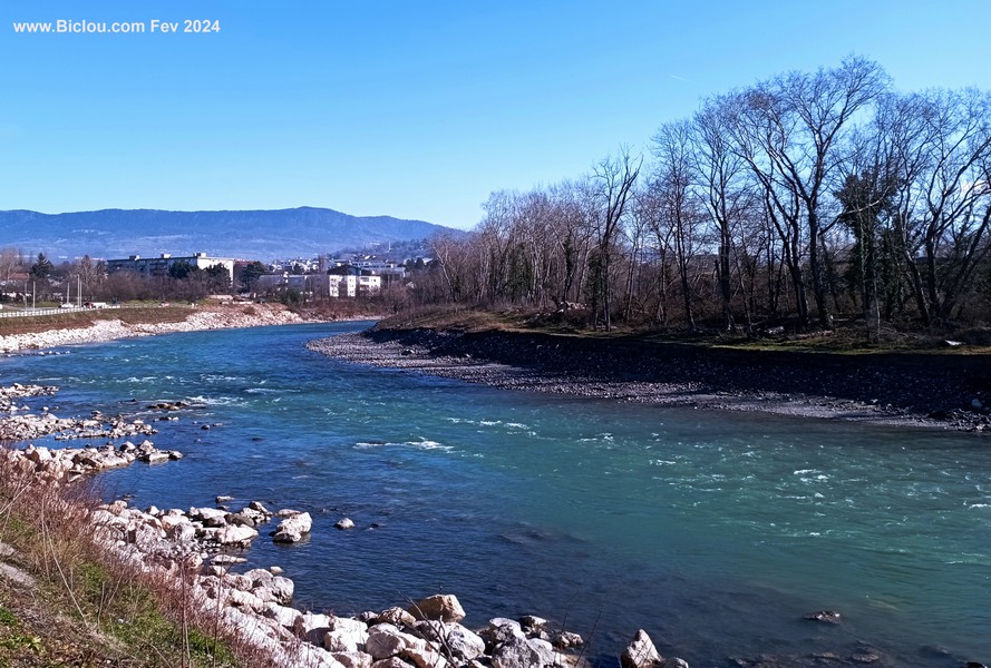 la rivière Arve à Annemasse en février 2024
