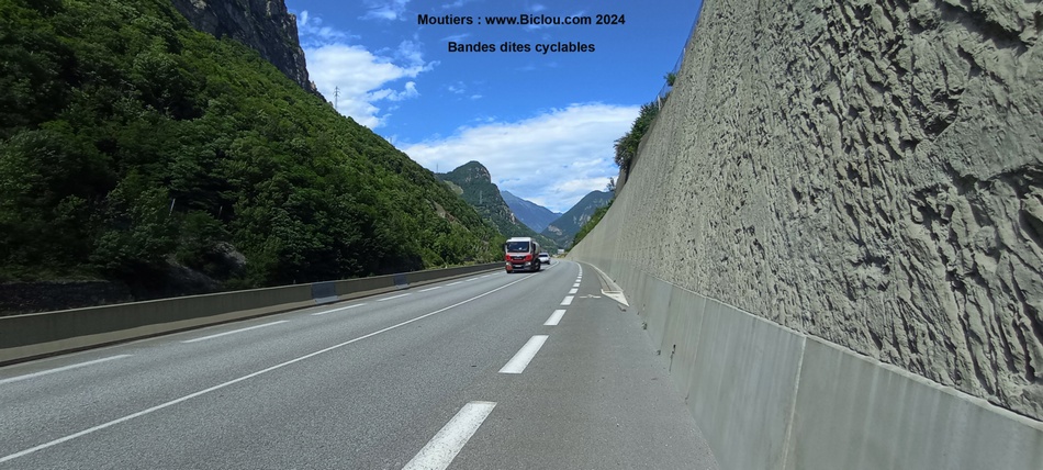 Sortie de Moutiers ; en route vers l'amont et Bourg st maurice, ici long de la Grand' route