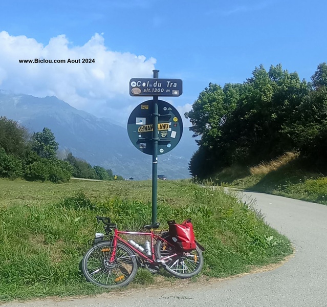 Col du Tra , après 9.8 km à 8% de moyenne, ça calme ..