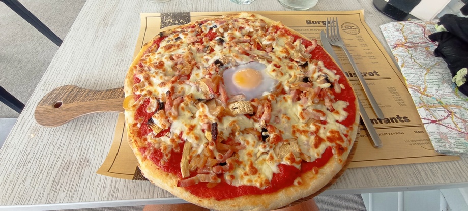 Seul face à la Pizza