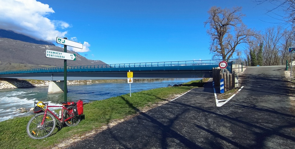 V-63, dite Bella-Via , côté EST de l'Isère ; Pontcharra sempre dritto ..