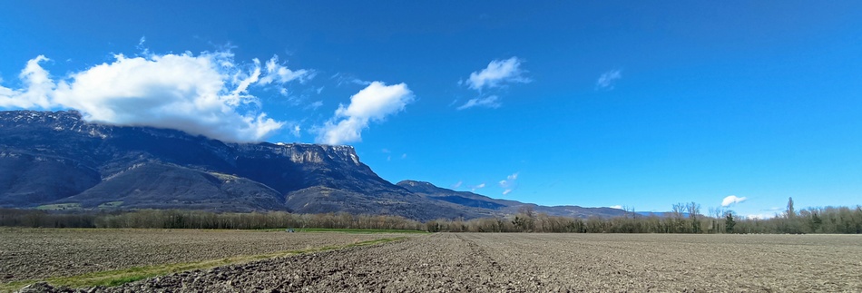 Le fameux Mont Granier en Chartreuse et le col du même nom .. on aurait pu passer par Rici.. depuis Grénoble par la Chatreuse ..