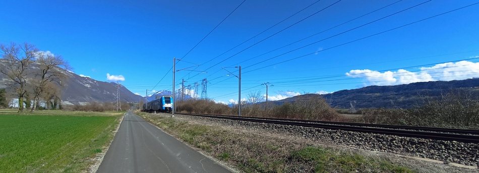 PK : On a loupé le Ter de 16 h 32 à Pontcharra ..