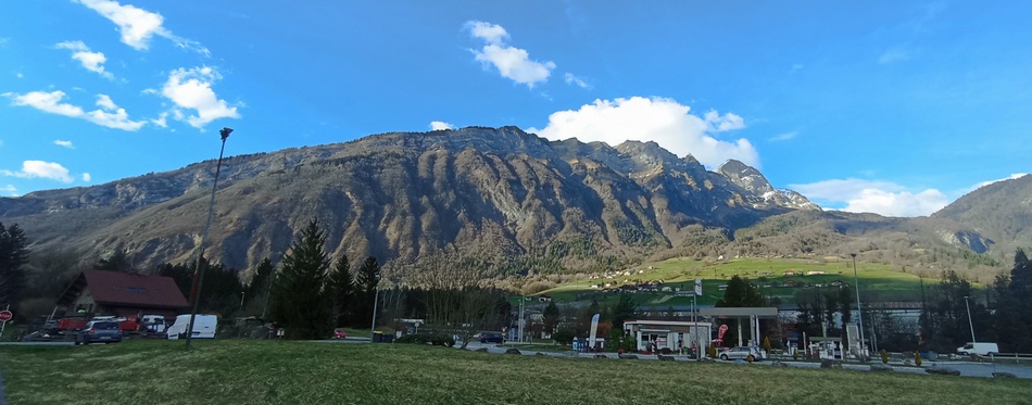 Le Mont charvin vu d'Ugine
