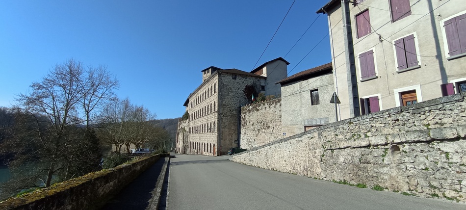 Manufacture saint Chamond à la  Sône (Isère)