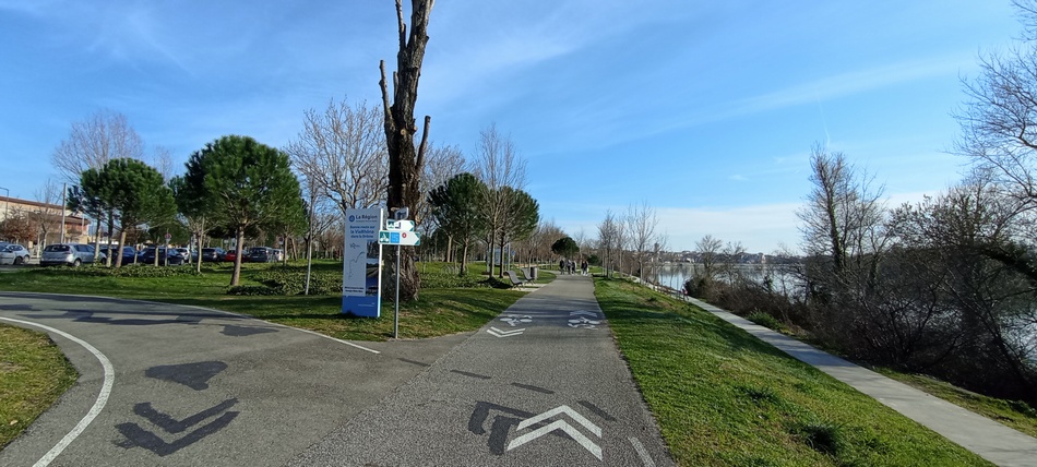 Arrivée à Valence ; parcours ViaRhôna changé depuis 2025