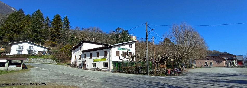 Repérage : Restaurant à Cruet, pour un casse-crôute à midi sur la V-63