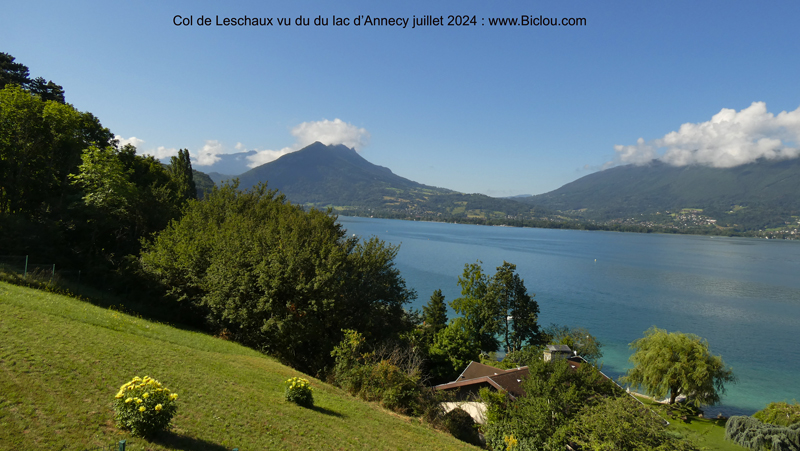 col-de-leschaux-entre-taillefer-et-semnoz-depuis-lac-annecytitle=col-de-leschaux-entre-taillefer-et-semnoz-depuis-lac-annecy