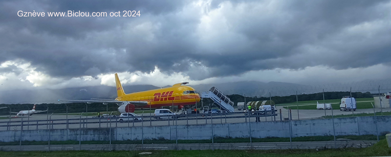 avion-dhl-orage-en-vue-genevetitle=avion-dhl-orage-en-vue-geneve