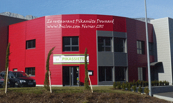 Le-restaurant-le-pikassiete-des-Vernays-a-doussard