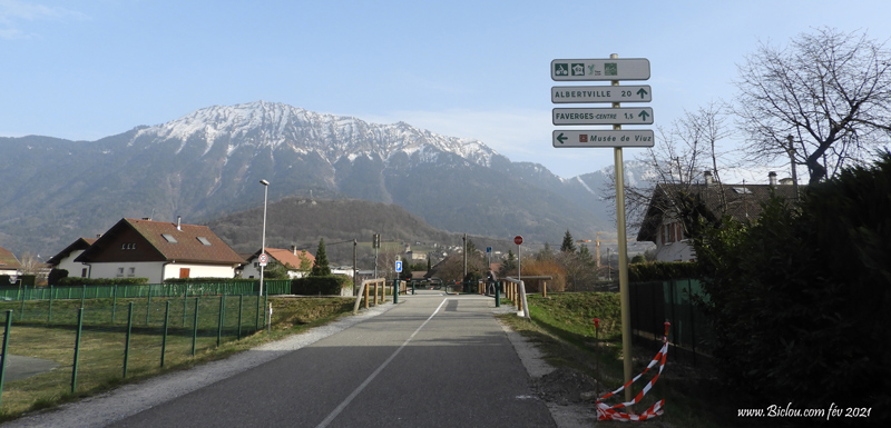 Faverges-dent-de-cons-voie-vertetitle=Faverges-dent-de-cons-voie-verte