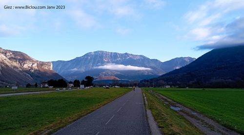 La-dent-de-cons-sans-Neige-en-Janvier-2023