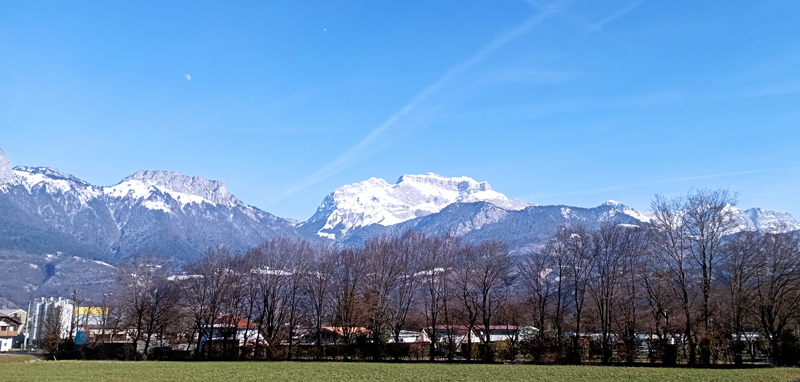 La-Tournette-et-dents-de-Lanfon-vus-depuis-st-jorioztitle=La-Tournette-et-dents-de-Lanfon-vus-depuis-st-jorioz