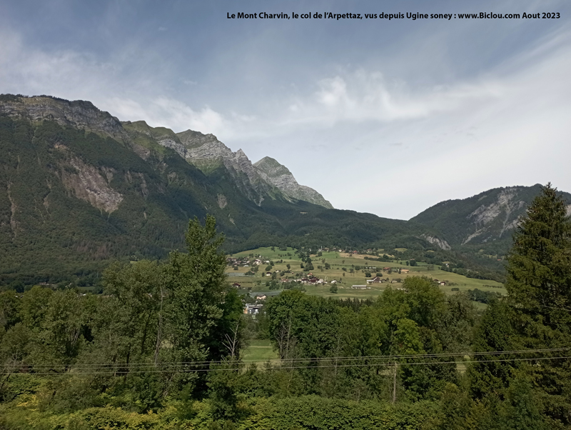 Vue-du-bas-du-col-Arpettaz-Soney-Ugine