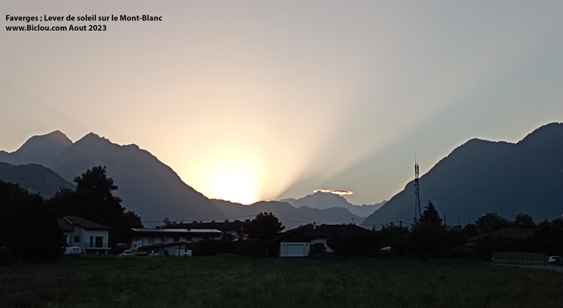 Lever-solei-sur-Mont-Blanc-charvin-Favergestitle=Lever-solei-sur-Mont-Blanc-charvin-Faverges