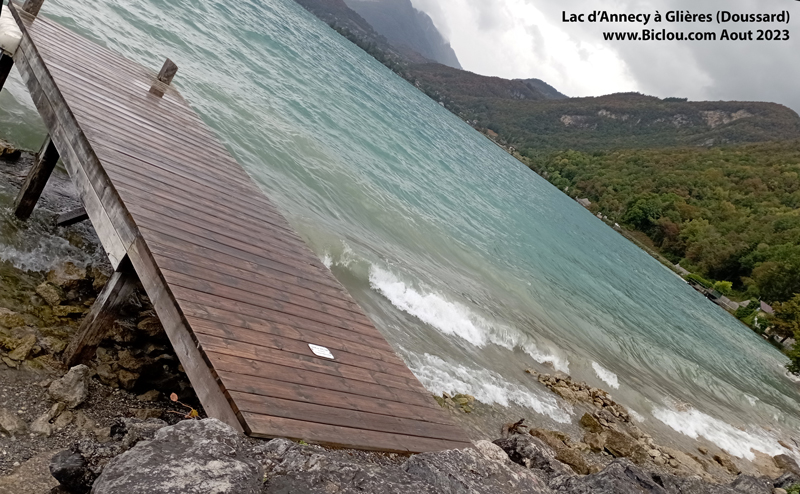 Lac-annecy-a-gierestitle=Lac-annecy-a-gieres