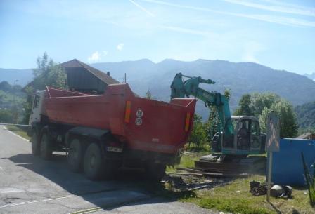 Rails en cours d'enlevement a soney ugine en 2009