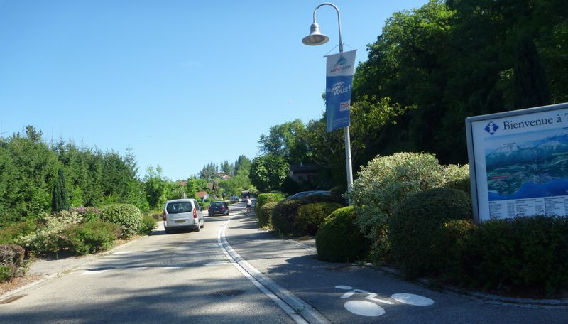 Bande cyclable de la cte de Talloires