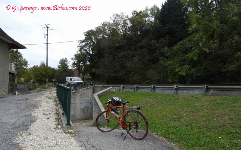 Passage D 9, côté Fillinges, en effet ça passe même à Bicyclette