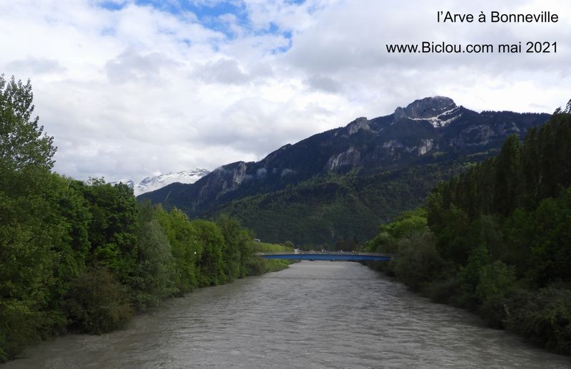 L'Arve à Bonneville, sous le regard hagard du Bargy