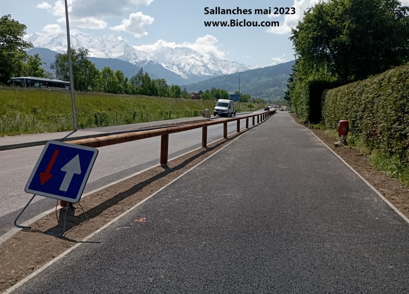 Sallanches, voie verte le long de l'autoroute et route de l'Arve .. Retour prose