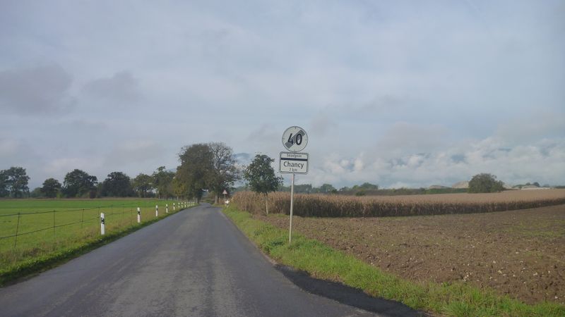 Après Soral ; Direction Chancy à bicyclette