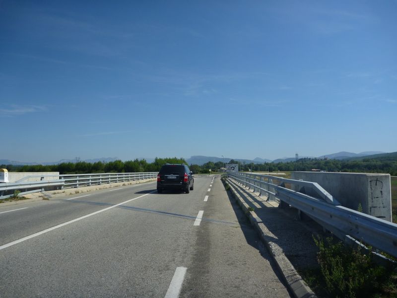 Bandes cyclables à la Sortie de montélimar sur la D 540