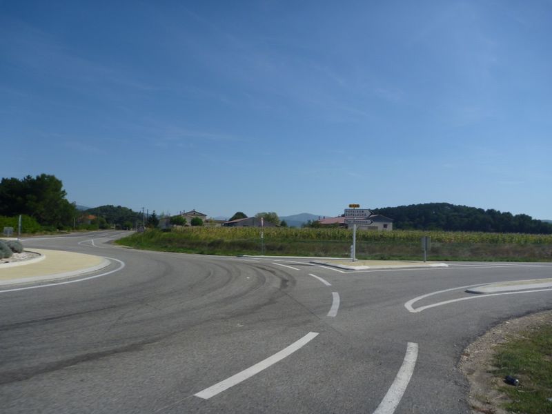 Bandes cyclables à la Sortie de montélimar sur la D 540