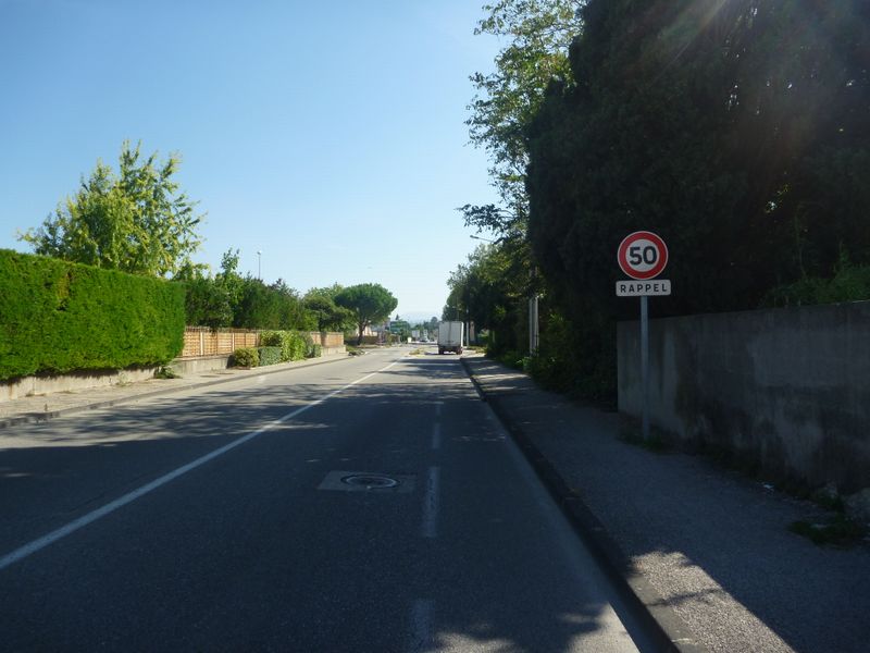 Bandes cyclables à la Sortie de montélimar sur la D 540