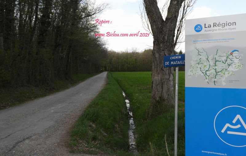 Chemin de Matailly (Valleiry) ; départ identifié de la voie verte du bois de la Vosogne) : GR 965 , Annexe ViaRhôna ?