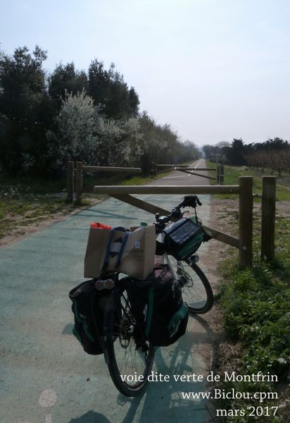 Départ de Montfrin sur ViaRhôna, que nous quittons