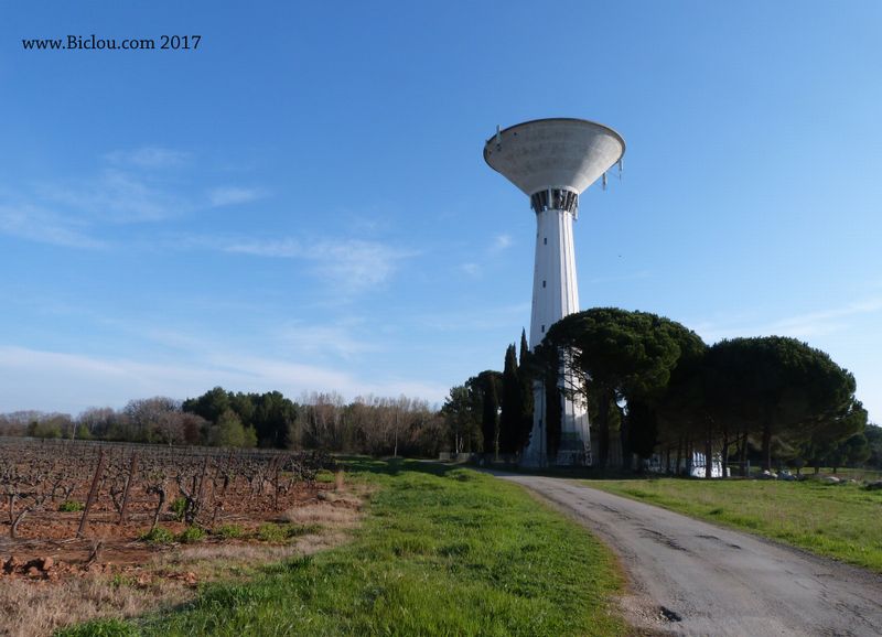 Travaux débutés en mars 2017 à Montfrin sur ViaRhôna, liaison vers pont du Gard