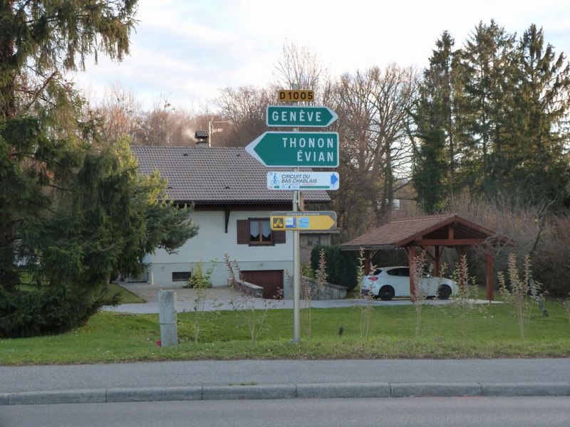 Arrivée sur le D 1005 à Sciez .. Serrez les fesses et brulez un cierge ..