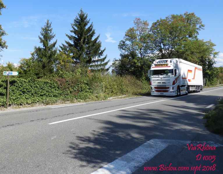 En 2018 ViaRhôna emprunte tjrs le D 1005, très craignos ..